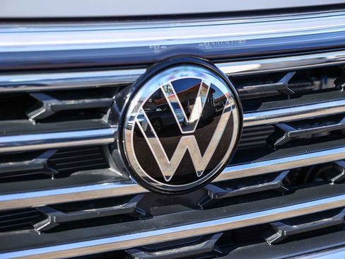 New 2026 Volkswagen Atlas SE image 15