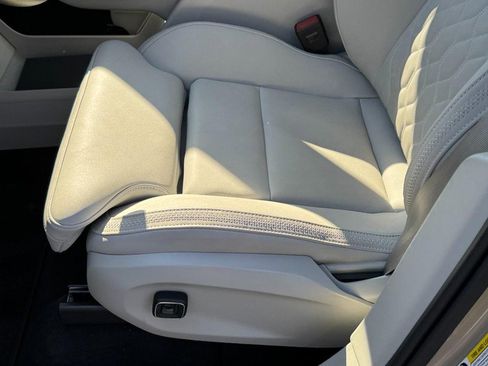 Used 2025 Volvo EX90 Ultra image 24