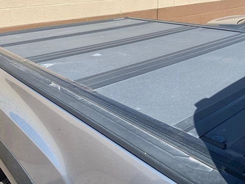 Used 2017 Toyota Tacoma TRD Off-Road w/ Tow Package image 8