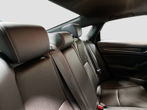 Used 2022 Honda Accord Sport image 29