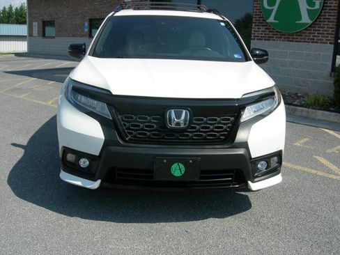 Used 2019 Honda Passport Elite image 2
