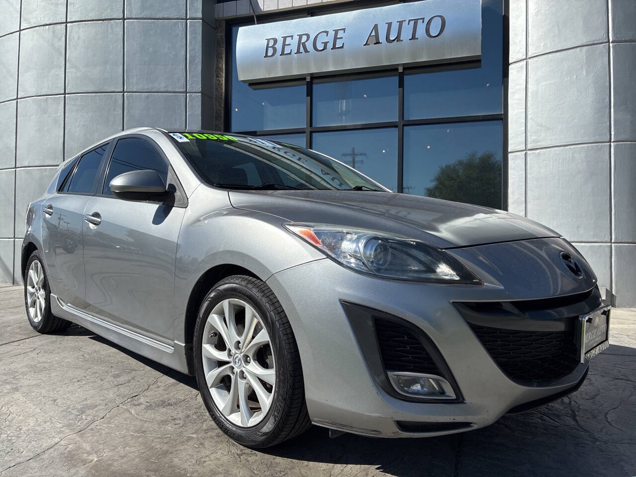 Used 2011 MAZDA MAZDA3 s Sport w/ Tech Pkg FWD image 1