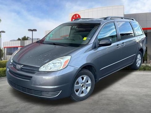 Used 2005 Toyota Sienna LE image 2