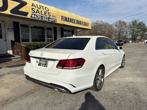 Used 2015 Mercedes-Benz E 350 Sedan image 3