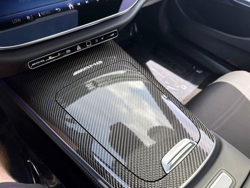 Certified 2025 Mercedes-Benz E 53 AMG e 4MATIC Sedan image 27