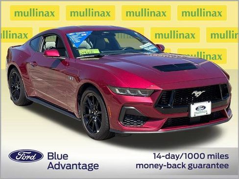Certified 2025 Ford Mustang GT Premium RWD image 2