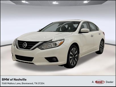 Used 2017 Nissan Altima 2.5 SV w/ Convenience Package