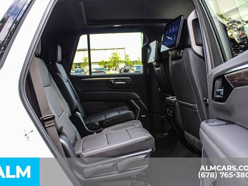 Used 2026 Chevrolet Tahoe Z71 w/ Comfort Package AWD/4WD image 22