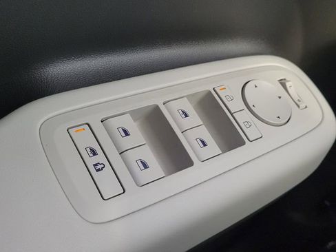 New 2026 Hyundai Santa Fe SE FWD image 15