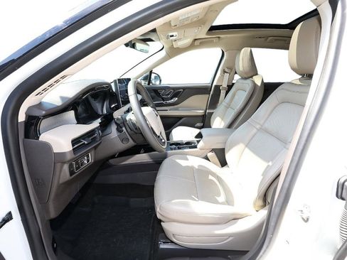 Certified 2024 Lincoln Corsair AWD w/ Equipment Group 101A image 12