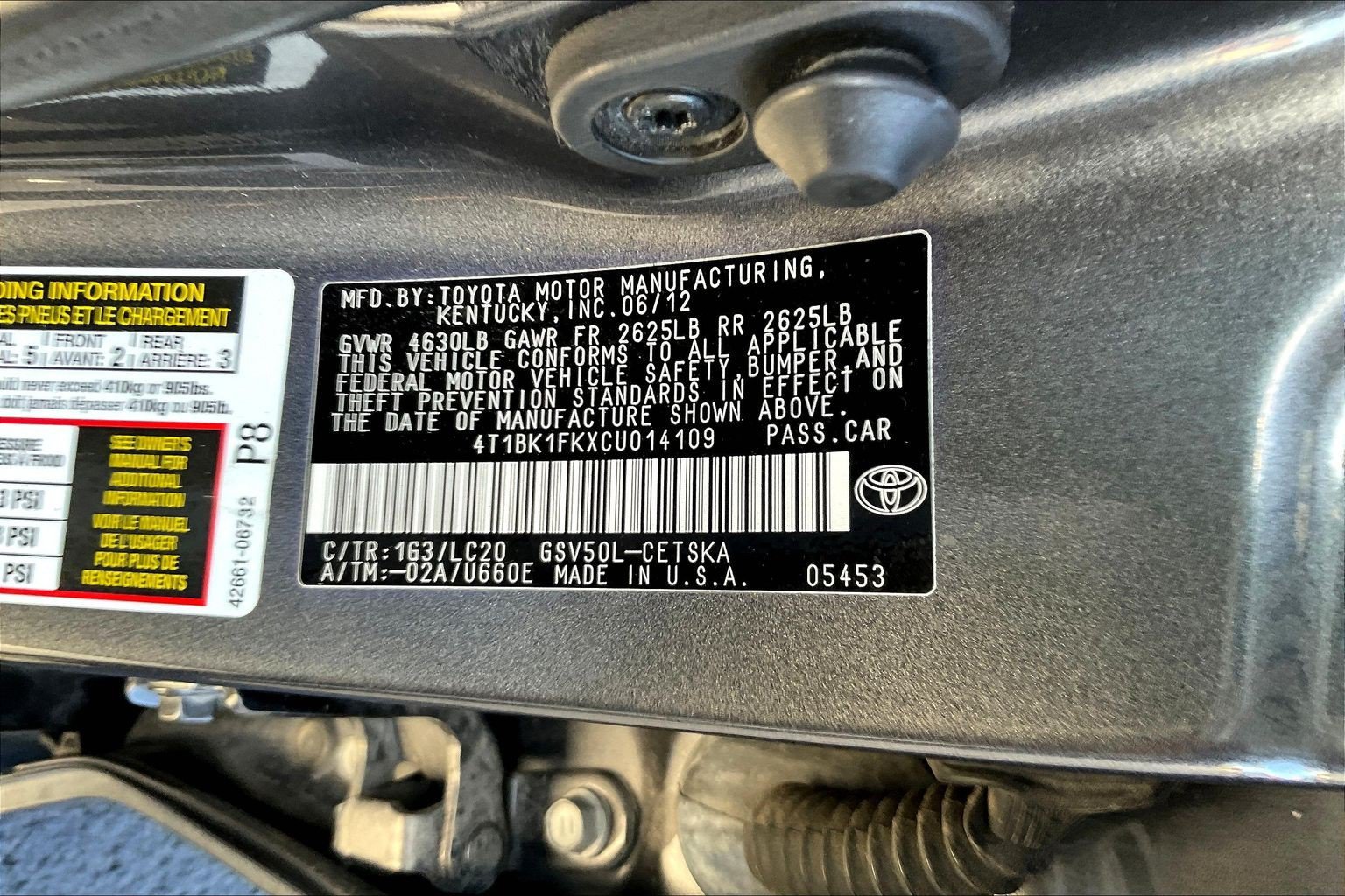 Used 2012 Toyota Camry SE w/ Leather Pkg FWD image 18