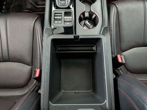 Used 2025 Honda Pilot Black Edition image 33