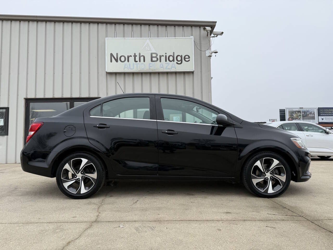 Used 2017 Chevrolet Sonic Premier FWD image 25