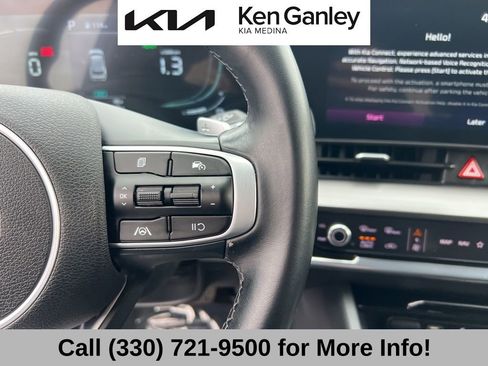 Certified 2024 Kia Sportage EX image 29