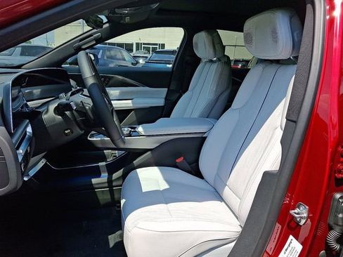 New 2025 Cadillac Lyriq Sport image 8