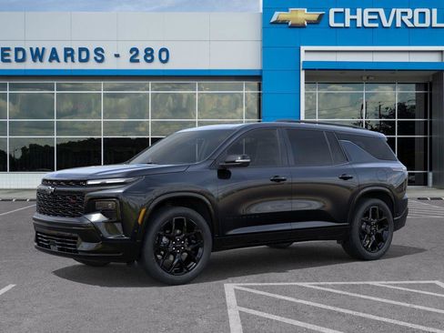 New 2026 Chevrolet Traverse RS w/ LPO, Floor Liner Package image 2