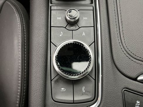 Certified 2023 Cadillac XT6 Premium Luxury w/ Technology Package AWD/4WD image 19
