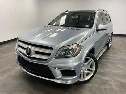Used 2015 Mercedes-Benz GL 550 4MATIC