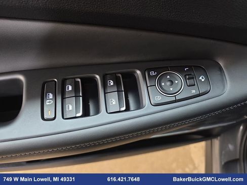 Used 2023 Hyundai Santa Fe Limited image 31