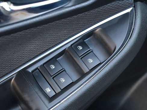 Used 2018 Chevrolet Cruze LS image 31