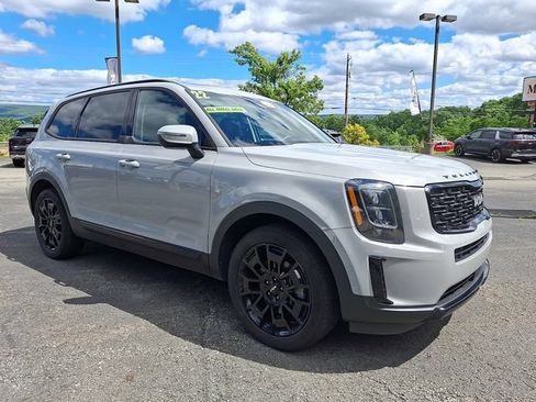 Used 2022 Kia Telluride EX w/ EX Premium Package AWD/4WD image 7