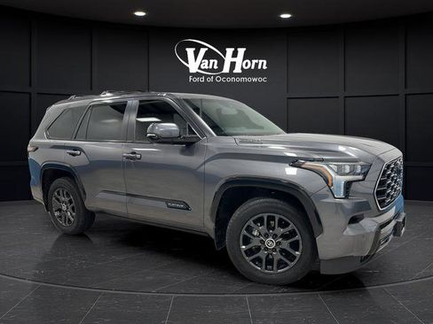 Used 2024 Toyota Sequoia Platinum image 1