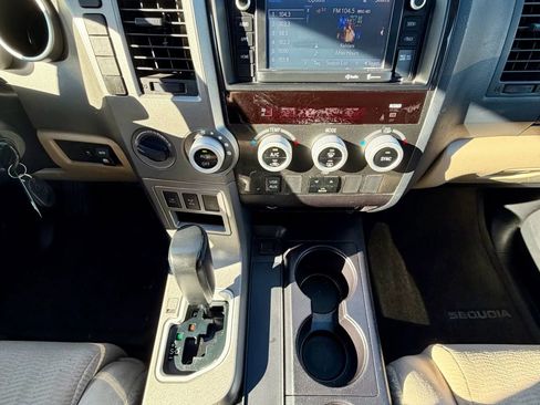 Used 2015 Toyota Sequoia SR5 image 14