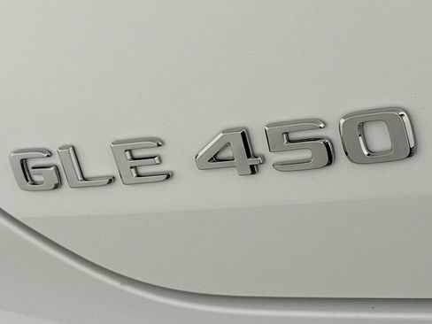 New 2026 Mercedes-Benz GLE 450 4MATIC Coupe image 8