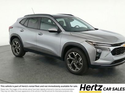 Used 2025 Chevrolet Trax LT w/ LT Convenience Package