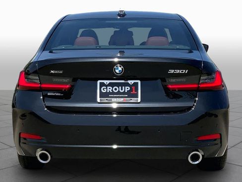 New 2026 BMW 330i xDrive Sedan w/ Premium Package AWD/4WD image 4