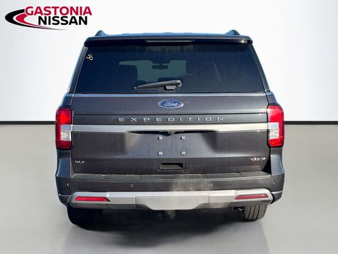 Used 2024 Ford Expedition Max XLT image 7