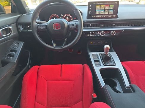 Used 2025 Honda Civic Type R image 18