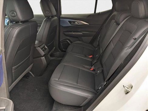 New 2025 Chevrolet Equinox EV LT image 15