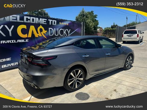 Used 2023 Nissan Maxima SV w/ Floor Mat Group FWD image 3