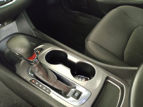 Used 2024 Chevrolet Malibu RS w/ LPO, Floor Liner Package FWD image 26