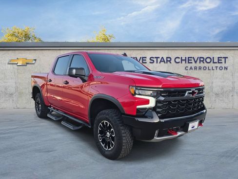 Used 2024 Chevrolet Silverado 1500 ZR2 w/ Technology Package AWD/4WD image 1