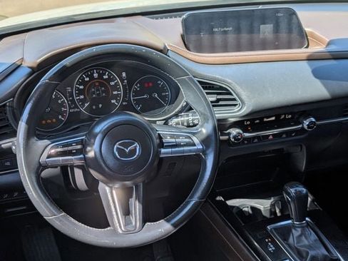 Used 2021 MAZDA CX-30 AWD 2.5 S w/ Premium Package image 12