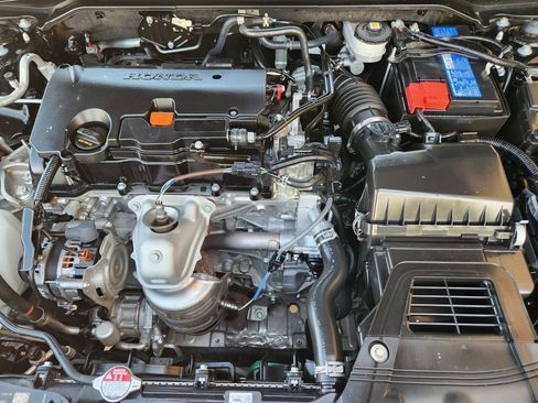 Used 2024 Honda Civic Sport image 29