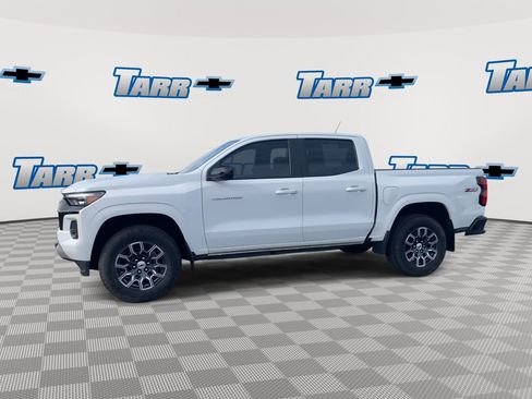 Used 2023 Chevrolet Colorado Z71 w/ Z71 Convenience Package 2 image 5