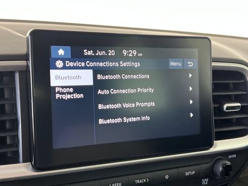 Used 2023 Hyundai Venue SEL FWD image 36
