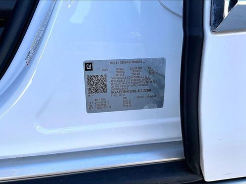 Used 2020 Buick Enclave Essence w/ Sound and Sites Package image 46