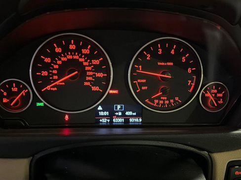 Used 2018 BMW 320i xDrive Sedan w/ Convenience Package image 1