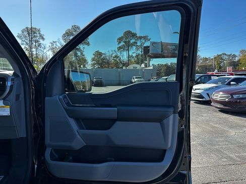 New 2025 Ford F150 XLT w/ Equipment Group 302A MID image 38