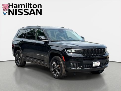 Used 2021 Jeep Grand Cherokee L Laredo w/ Luxury Tech Group I AWD/4WD image 1