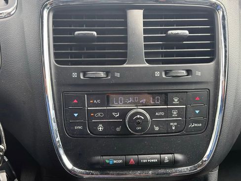 Used 2020 Dodge Grand Caravan GT FWD image 10