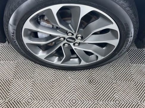 Certified 2023 Lincoln Nautilus Reserve AWD/4WD image 7