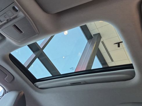 New 2026 Nissan Sentra SR w/ SR Premium Package image 10