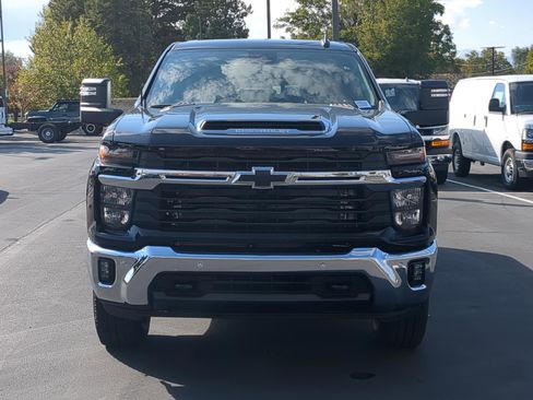 New 2026 Chevrolet Silverado 3500 LT w/ All Star Edition image 8