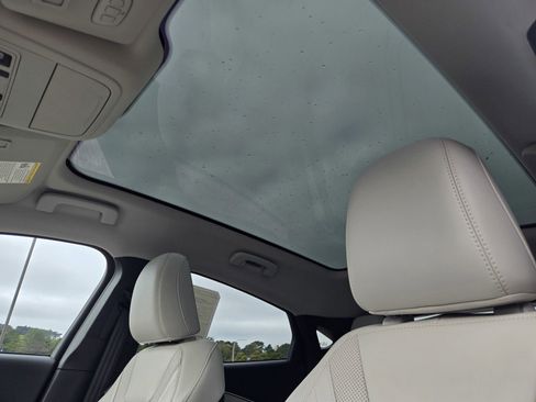 New 2025 Ford Mustang Mach-E Premium image 9