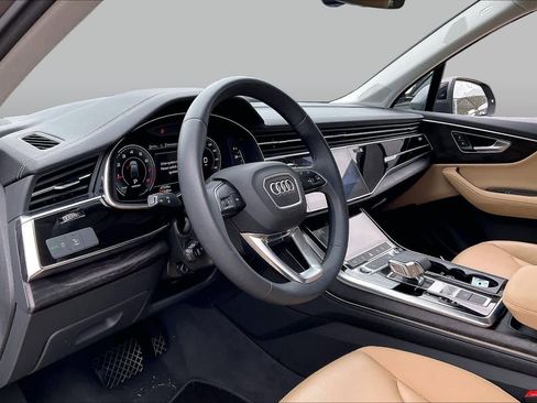 Used 2023 Audi Q7 2.0T Premium Plus w/ Premium Plus Package AWD/4WD image 18